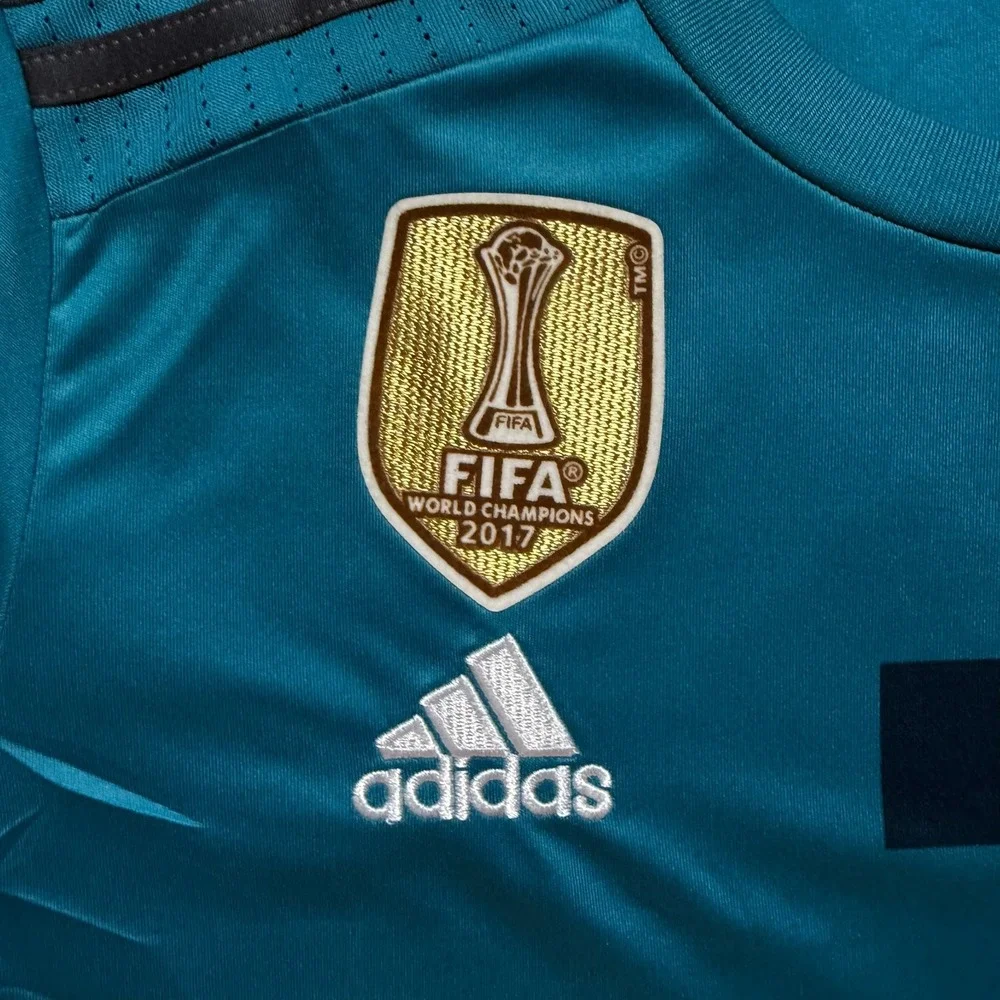 Adidas Real Madrid 2017-18 Jersey Size Medium Teal Ronaldo 7 FIFA Patch NWT